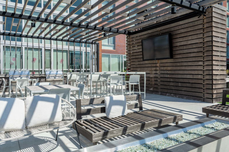 Everly on the Loop Apartments St. Louis UL