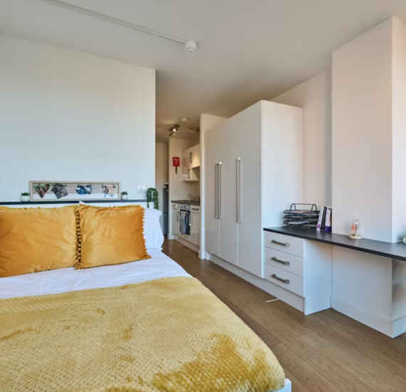 Upperton Road Leicester Student