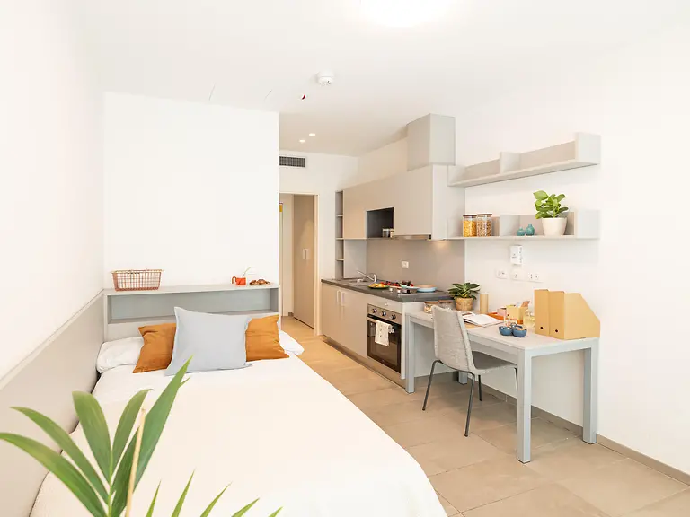 Yugo Florentia Living