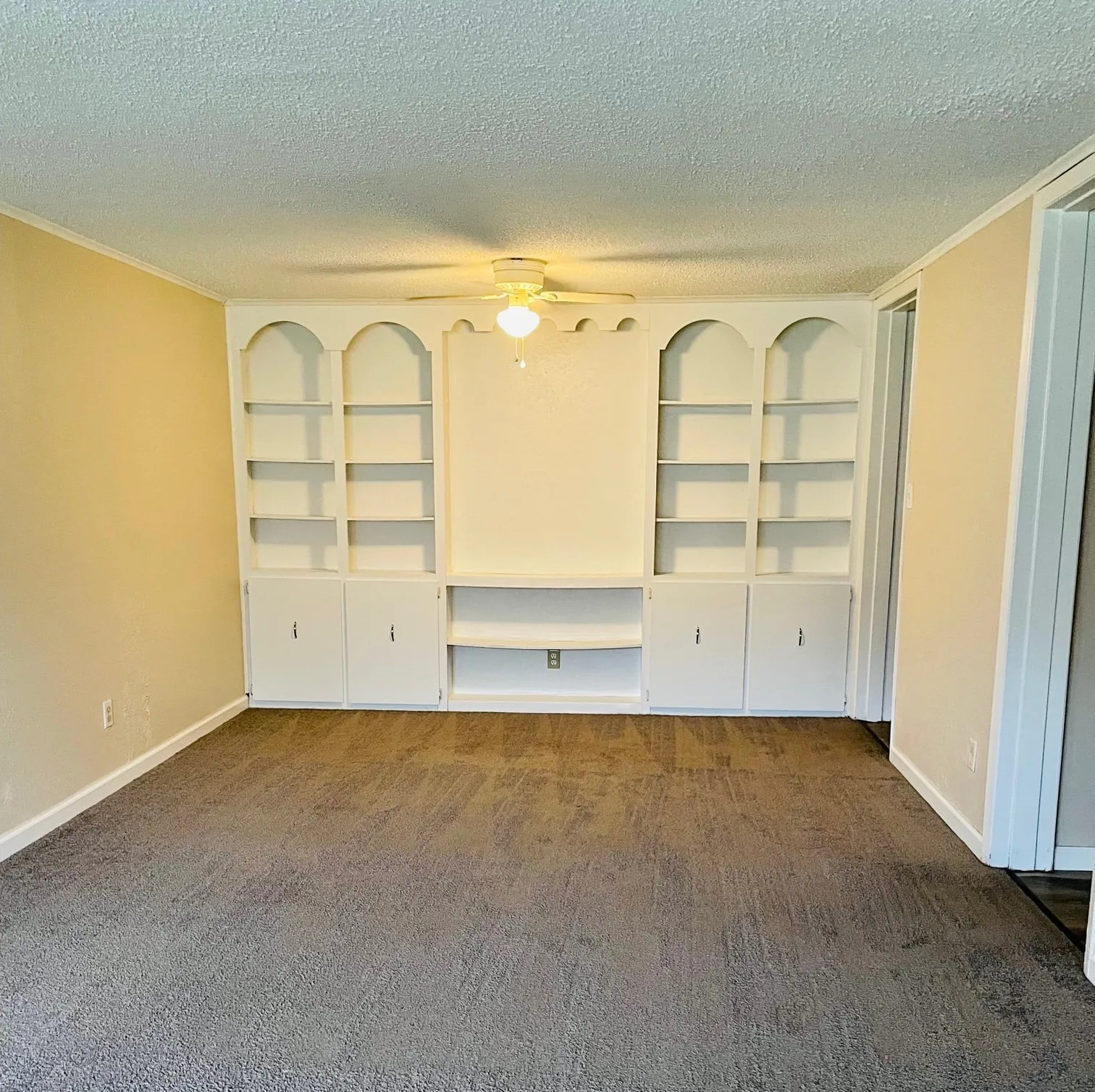 Genesis Kent Apartments University Living