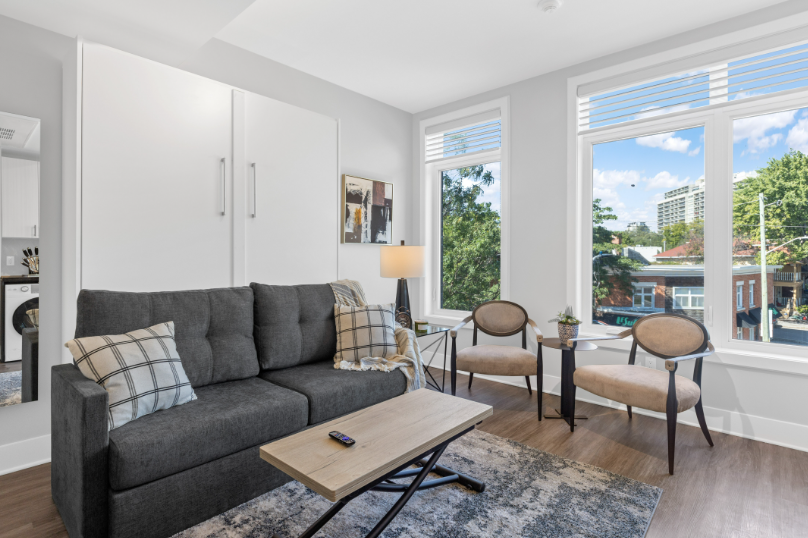 196 Beechwood Ottawa Student