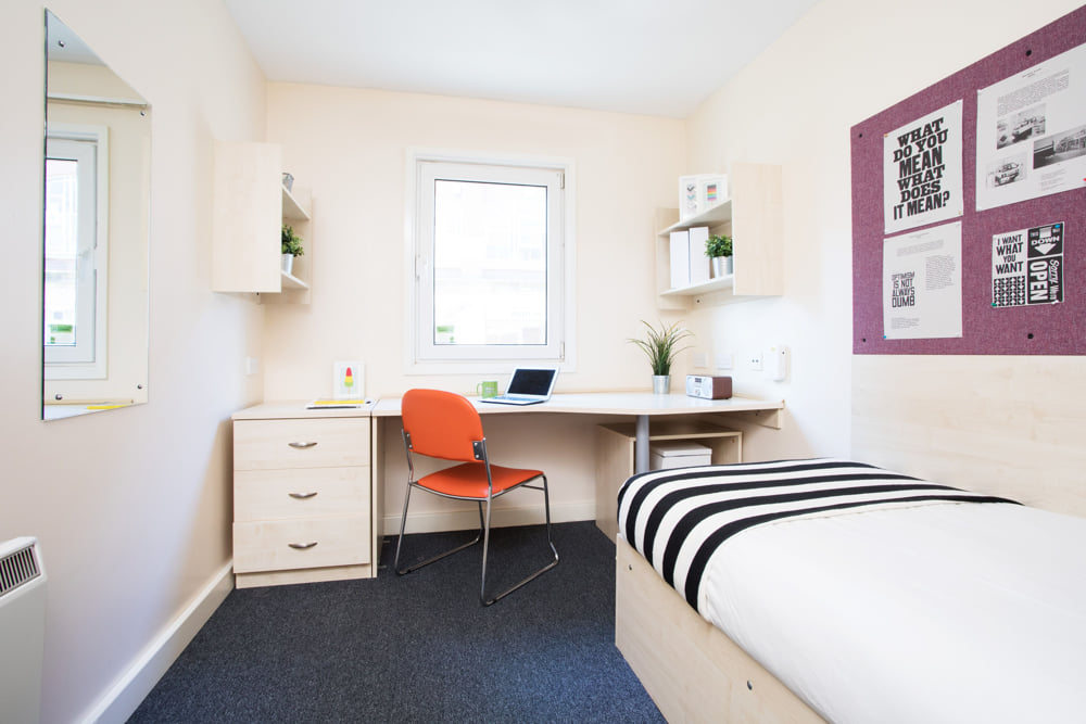 premium range 1 en-suite