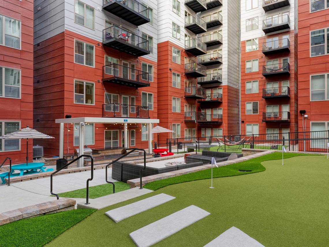 Student near University of Cincinnati UL