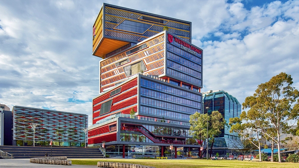 Western Sydney University 