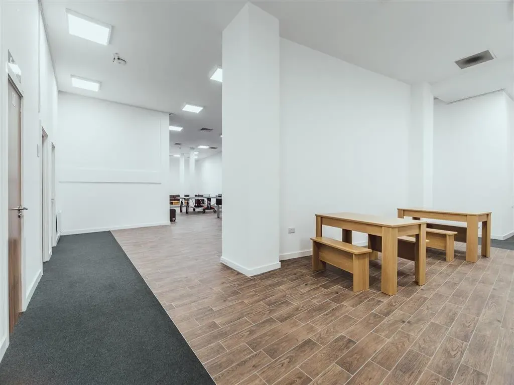 Lomax Halls Stoke on Trent 7