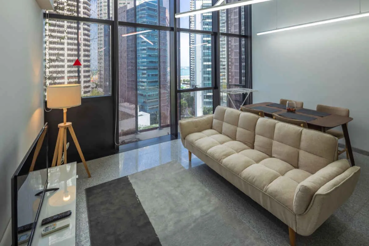 PS100 Singapore 1