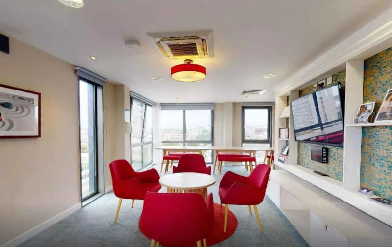 iQ Astor House Plymouth