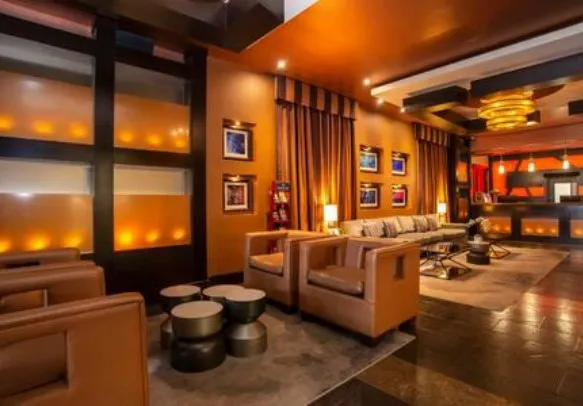 Casa @ Davie Vancouver 1
