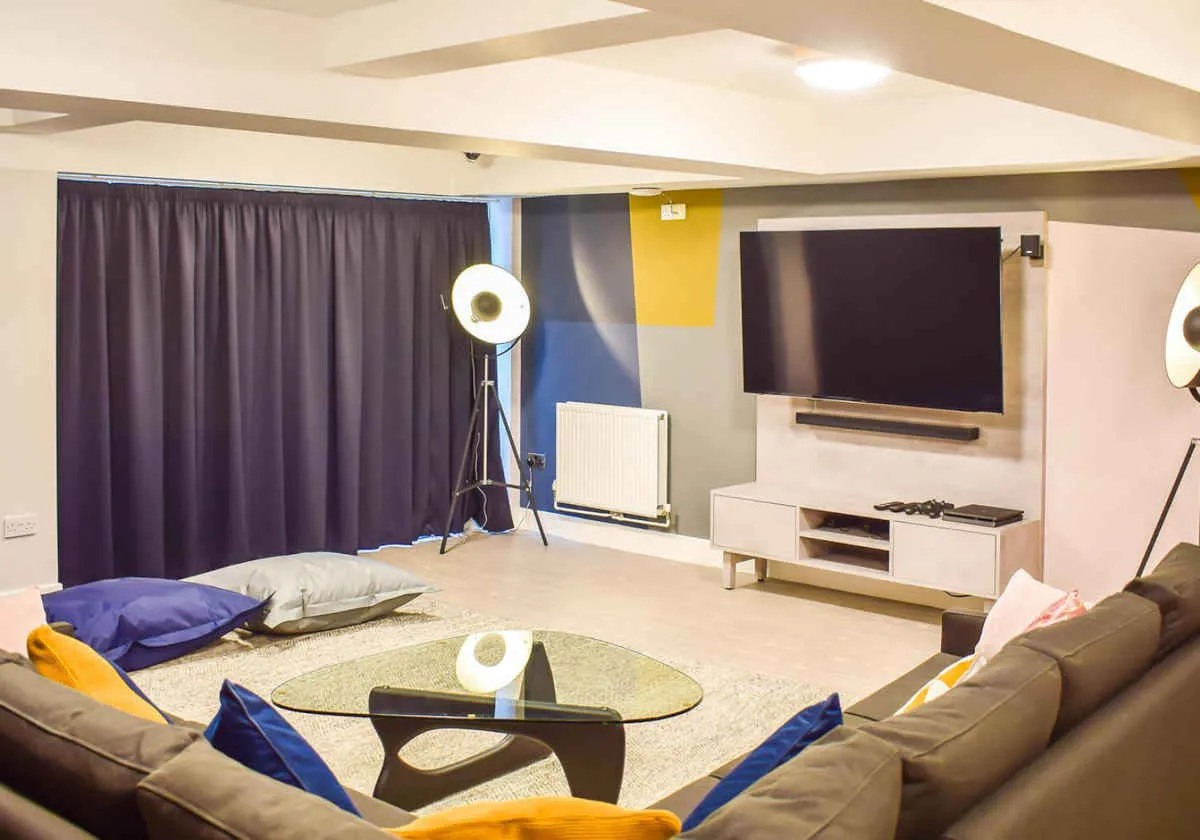 iQ Hoxton London 2