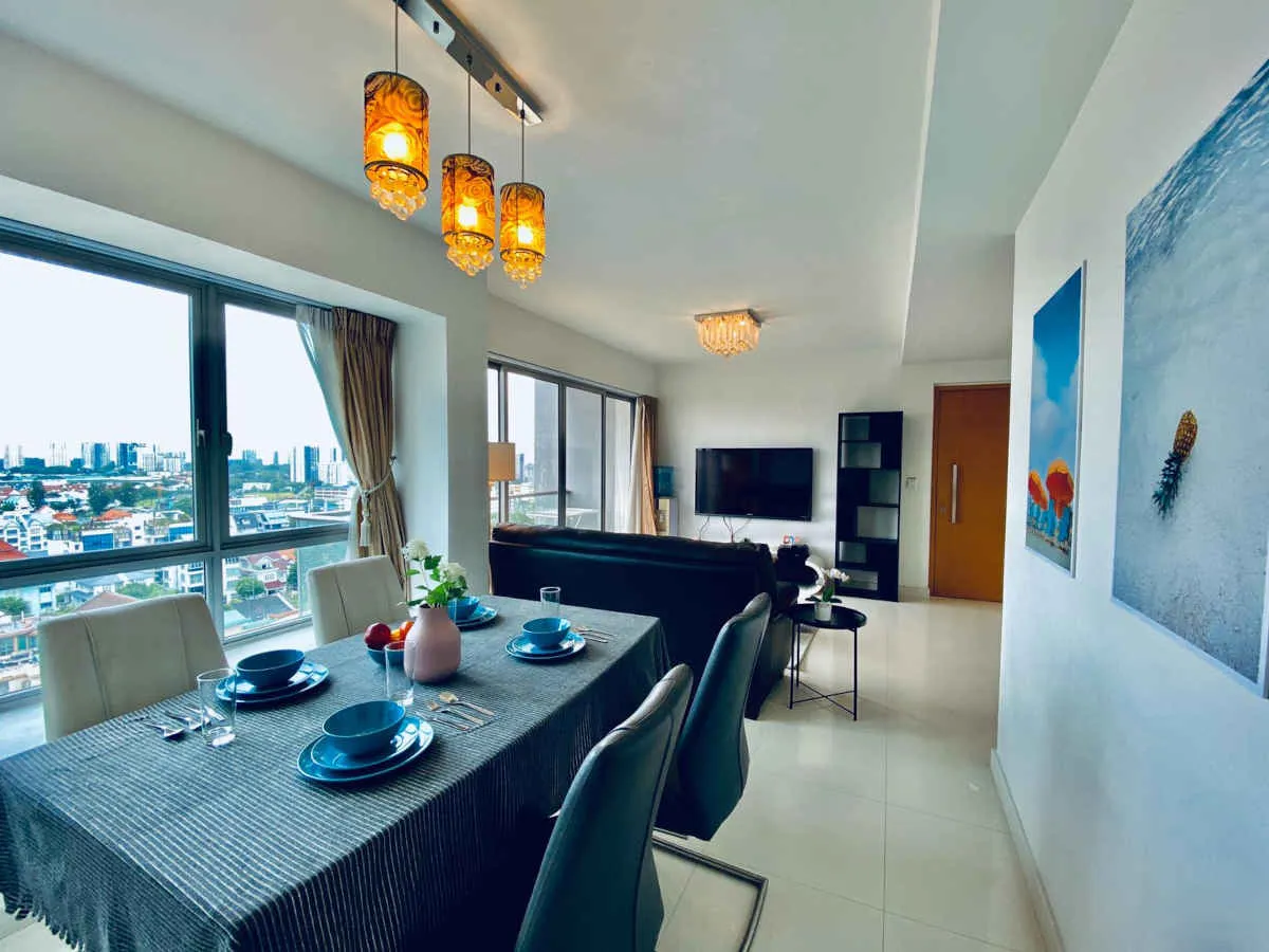 Esta Ruby Singapore 3