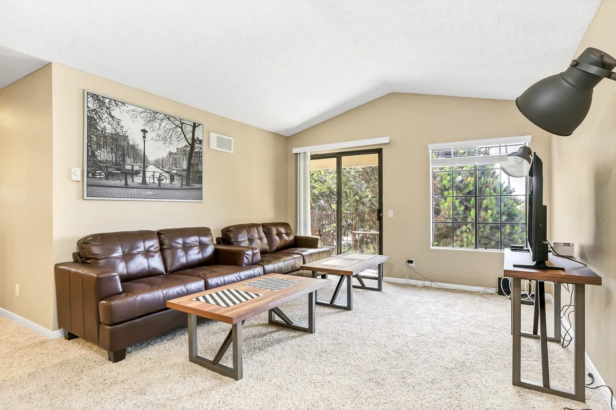 7502 Charmant Dr San Diego