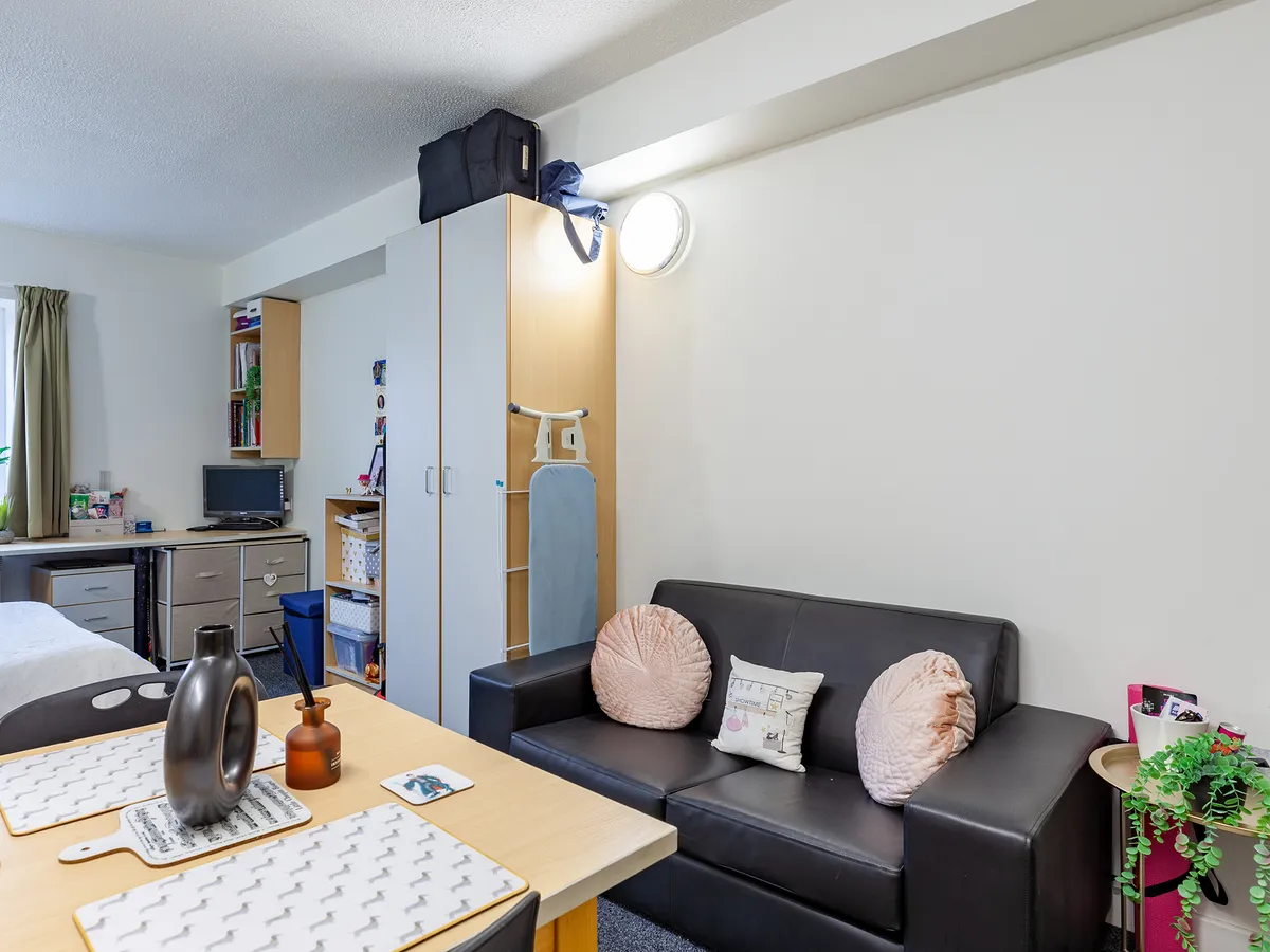 Leighton Hall Preston Student Accommodation | University Living