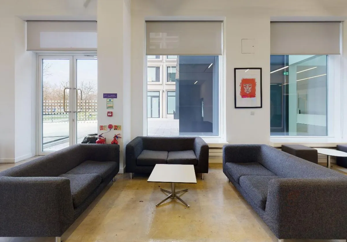 iQ Flinders House London 0
