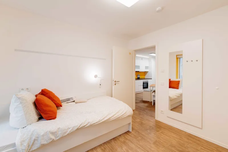 STUDENTS ONLY - Fully furnished private room in a 4 people shared apartment Berlin