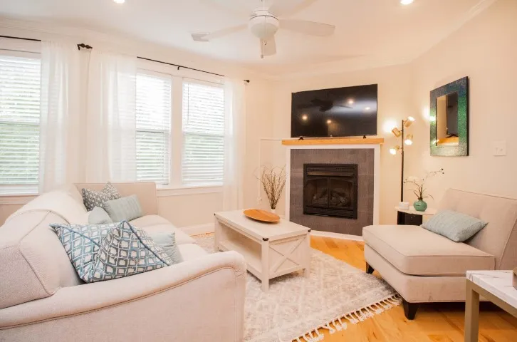 New construction 2 bed 2 bath in unit laundry Boston