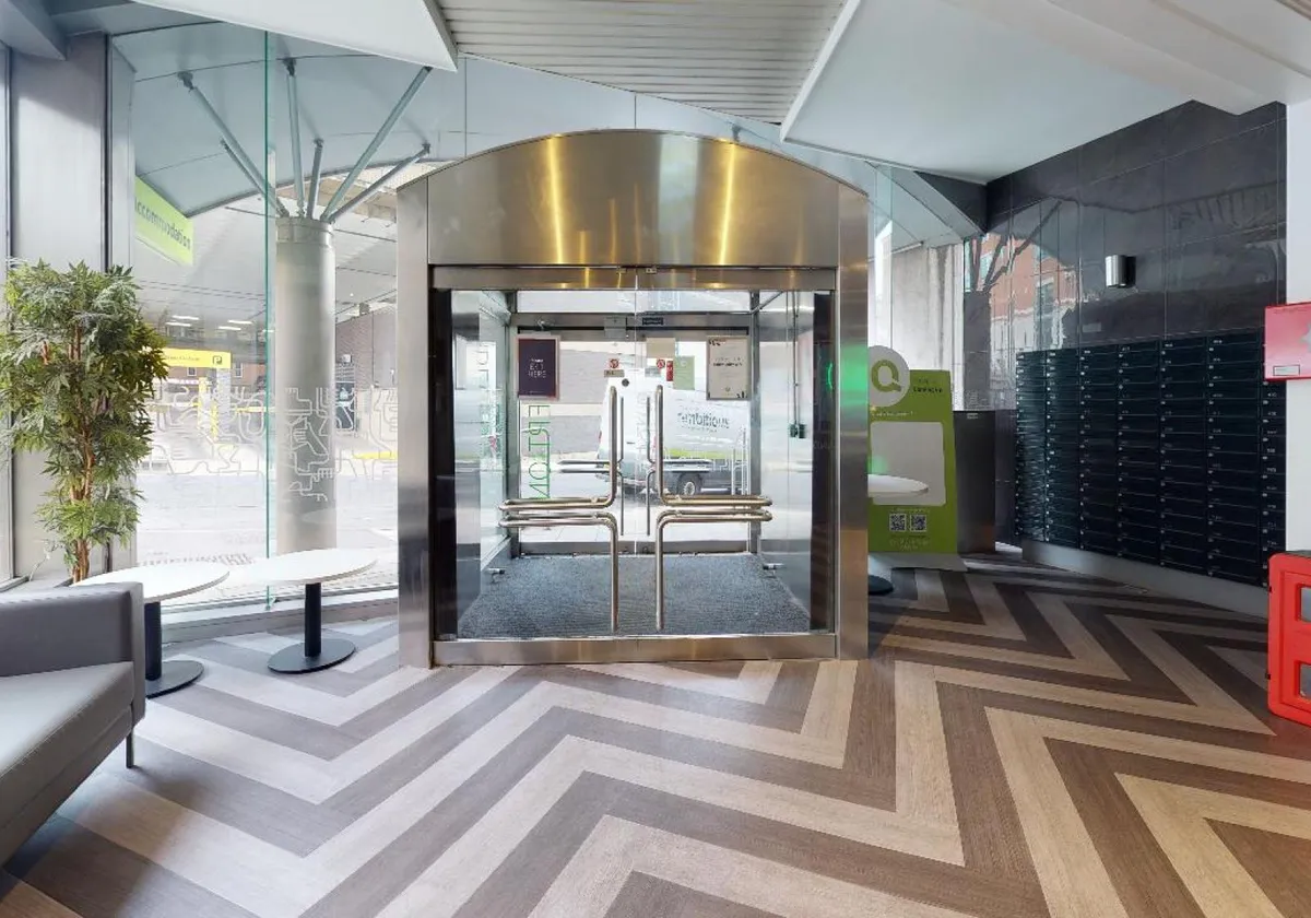 iQ Newland House Nottingham 8