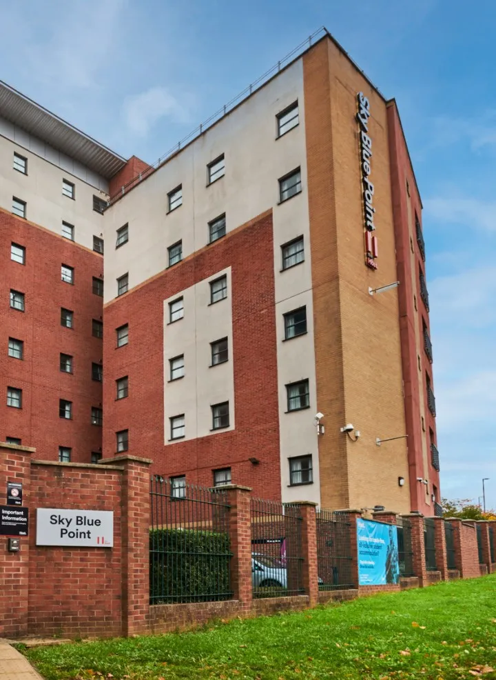 Sky Blue Point Coventry 6