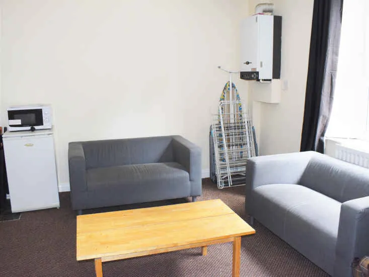 7 Bed House - Flass Street Durham 1
