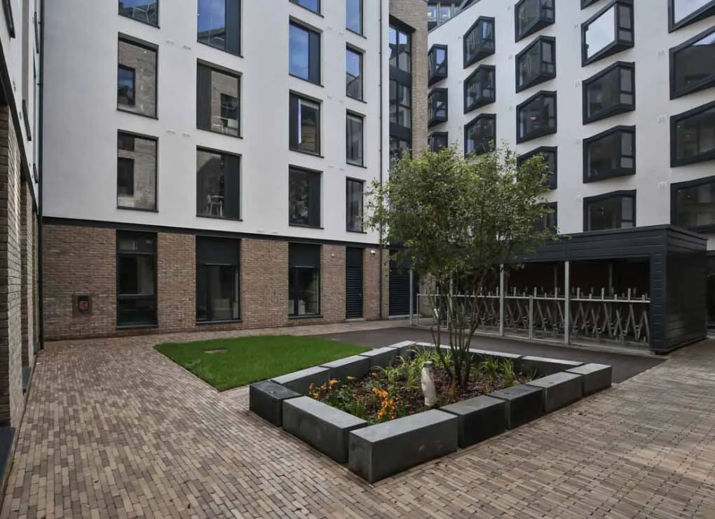 King’s Stables Road Edinburgh 9