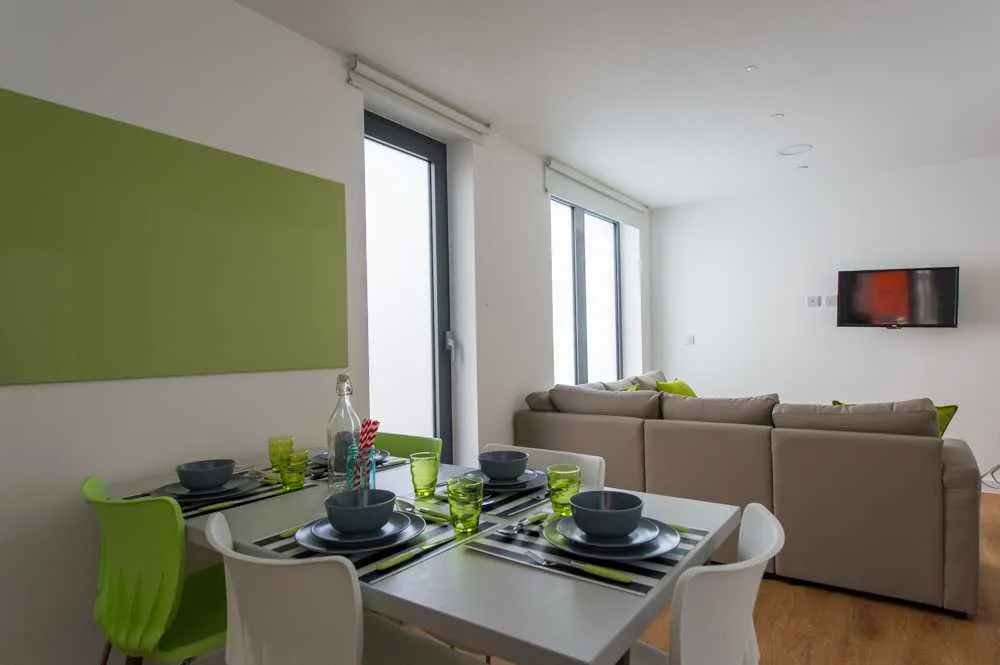 Grand Felda House London 6