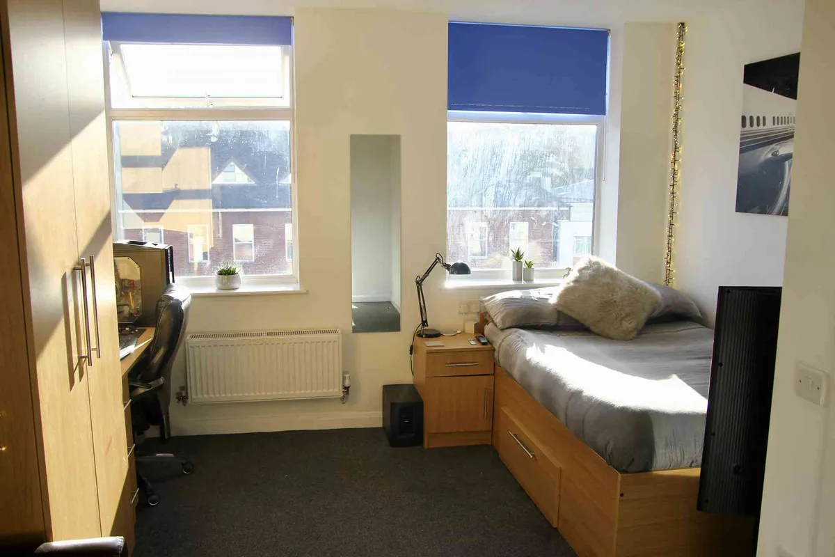London House High Wycombe 6