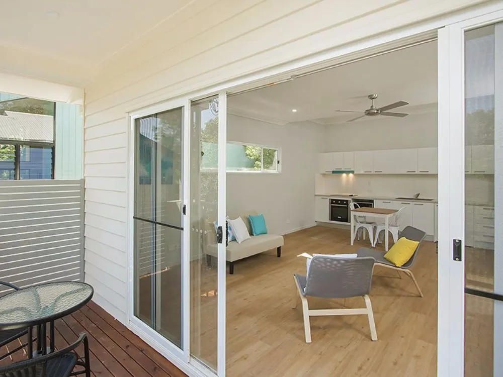 Twelfth Avenue Brisbane 1