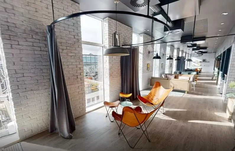 iQ Shoreditch London