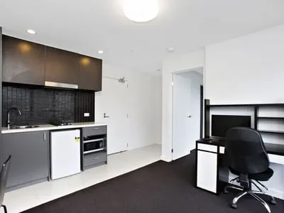 Student Living on Raleigh Melbourne 2