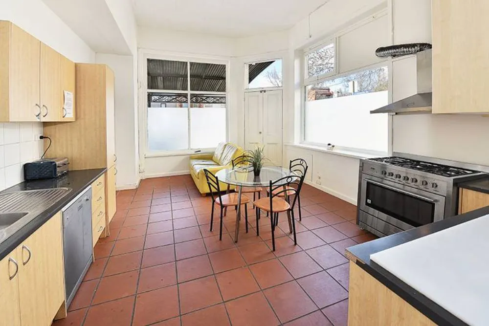 303 Rathdowne Street Melbourne 6