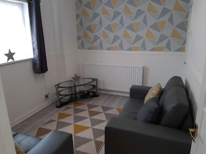 31 Clarendon Road Middlesbrough 1