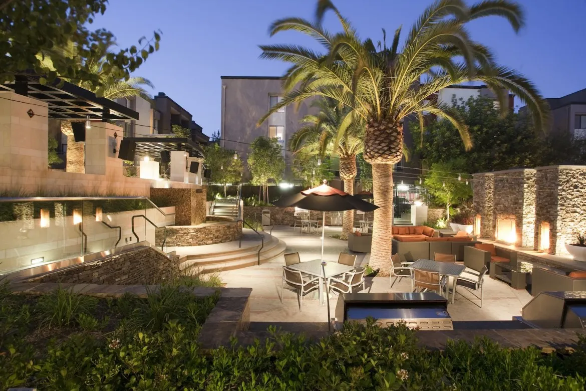 Ecco Living Avalon Burbank Los Angeles 1