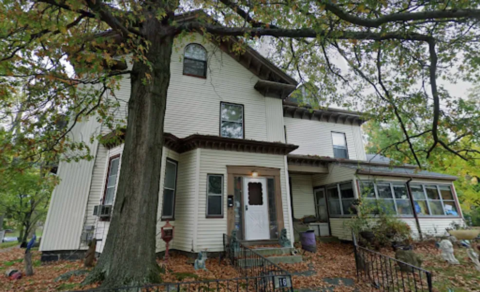 16 Malbert Road Boston 1