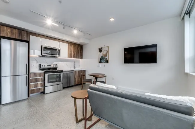 105 - 1170 Barclay Street Vancouver