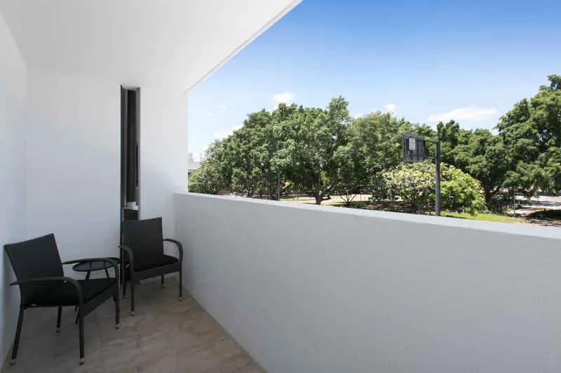 141 Kelvin Grove Rd Brisbane 8
