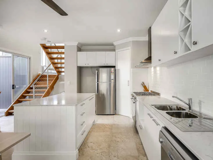 35A Elizabeth Street Brisbane 9
