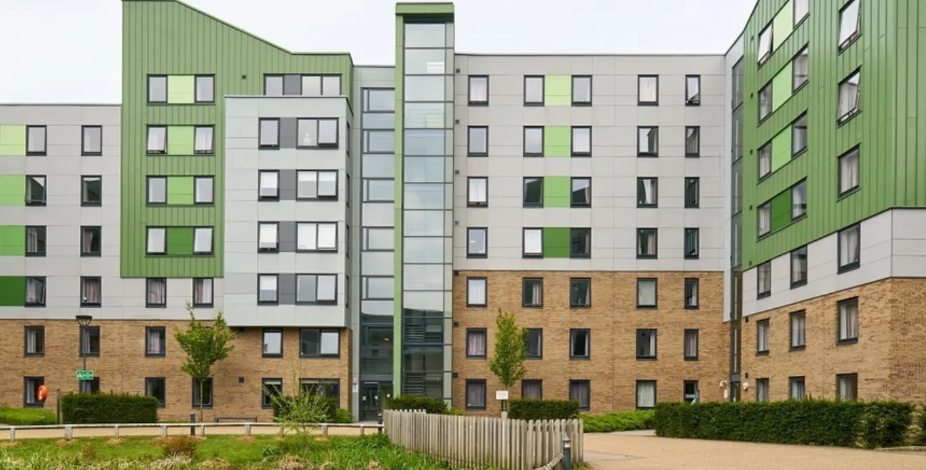 The Green Bradford 0