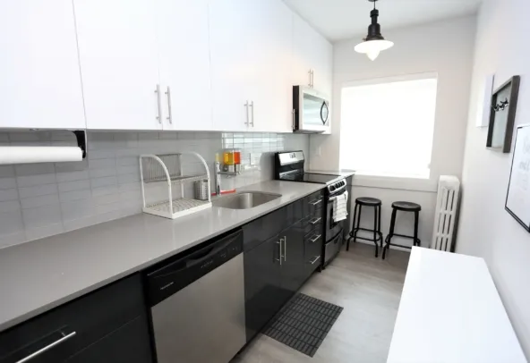 Dream Apartments (Shared) Toronto 6