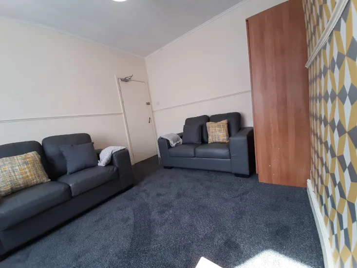 196 Parliament Road Middlesbrough 0