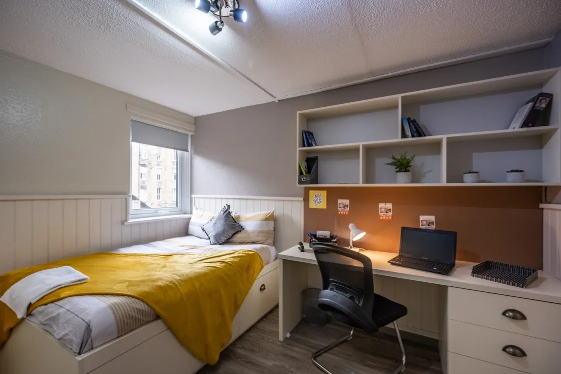 Meadow Court Edinburgh 8