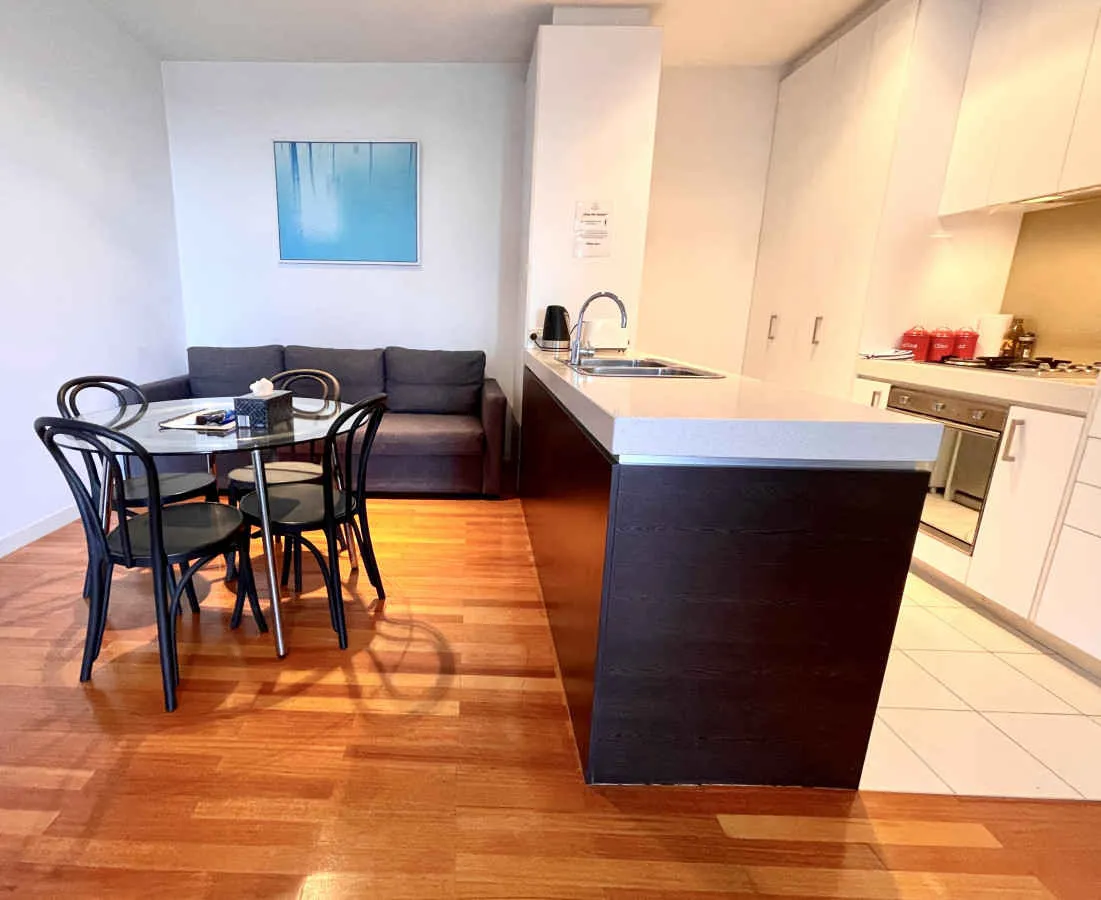 Readyset Apartments at Verve Melbourne 0