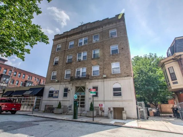 Astor Apartments Philadelphia 6