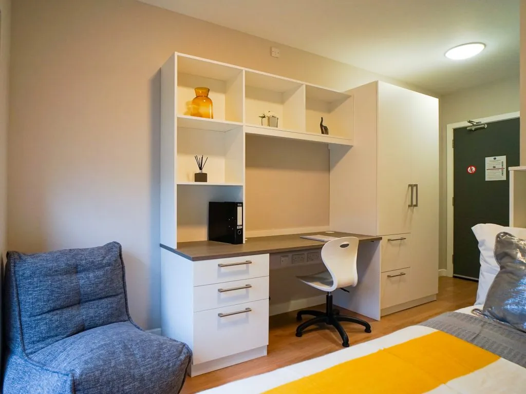 Centro House Stirling 3