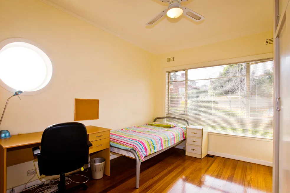 Classical House Accommodation Melbourne 9