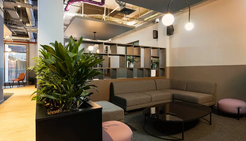 Hayloft Point London 6