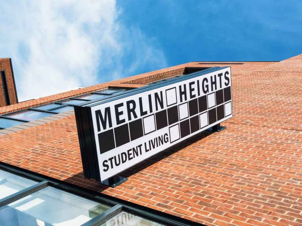 Merlin Heights Leicester 0