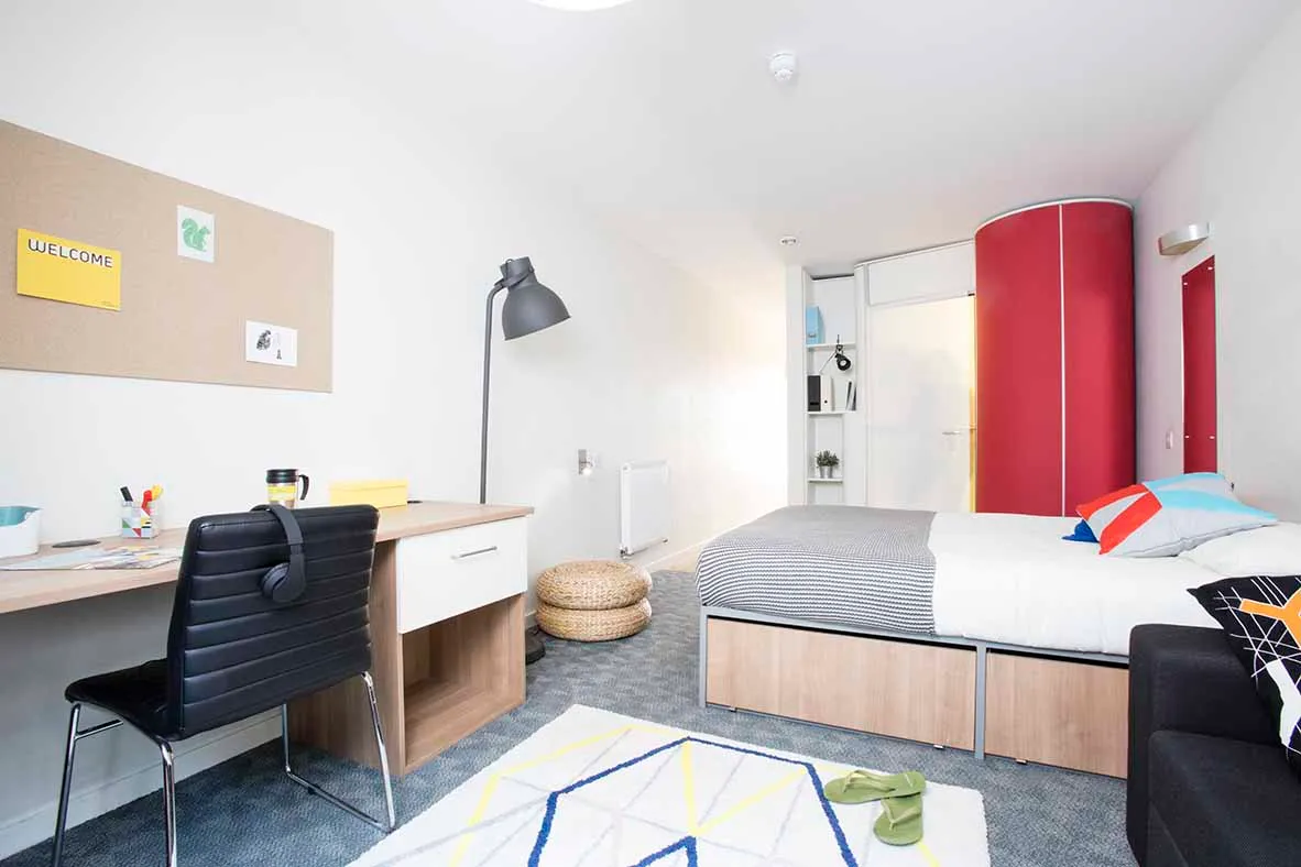 Emily Bowes Court London 8