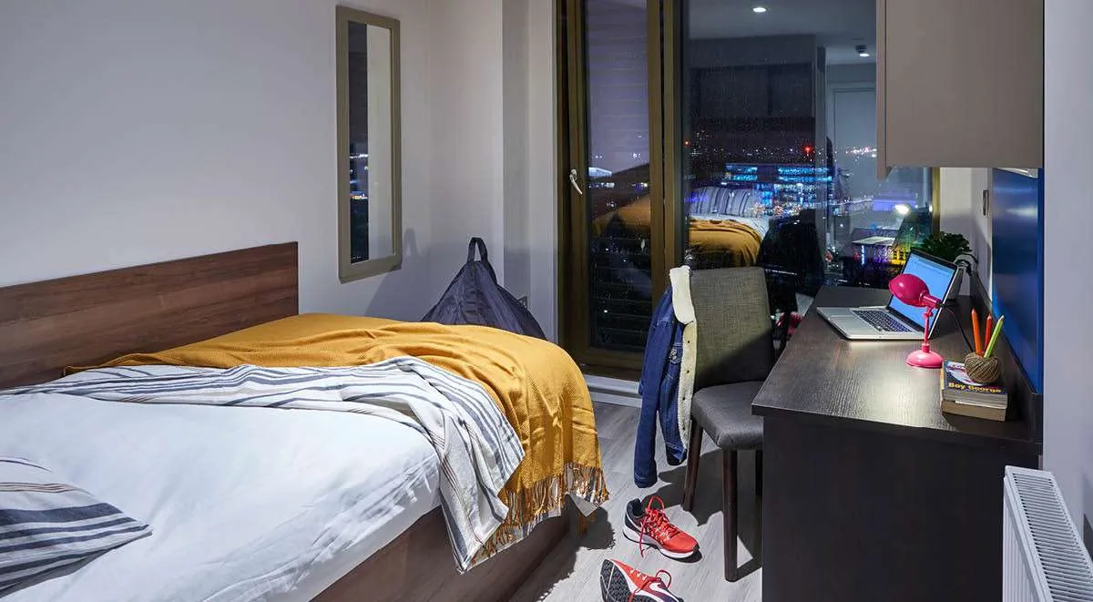 Cumberland Place Southampton 6