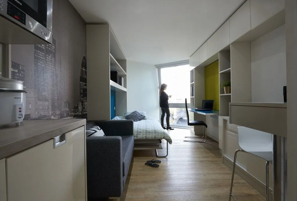 The Hive London 8