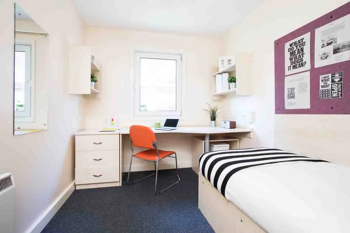St Martins House Leicester 4
