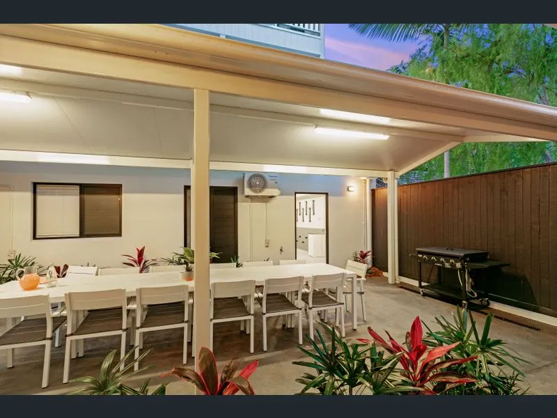 50-52 Gatton street Cairns 2